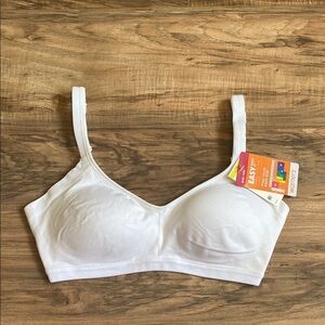 New Warner's White Wire Free Bra Size M